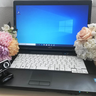 ノートパソコンC 富士通 LIFEBOOK A572/F CPU:core i3 メモリ:4GB HDD:320GB OS:Windows10Pro(64bit) 15.6型 無線LAN有(Wi-Fi子機アダプター付き) 光学ドライブ内蔵 USBカメラ付き