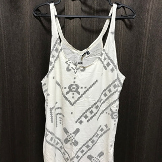 ROXYのトップス