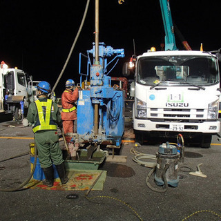 ⚠️現在遅延中⚠️1️⃣0️⃣月末〜 広島空港 [夜勤] 散水車ドライバー，作業手元スタッフ✨の画像
