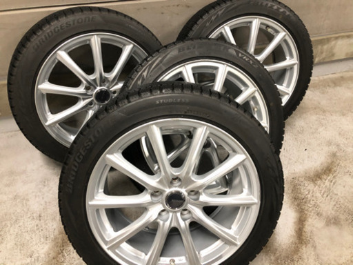 ブリジストン  ホイールスタッドレスタイヤ4本(18inch)