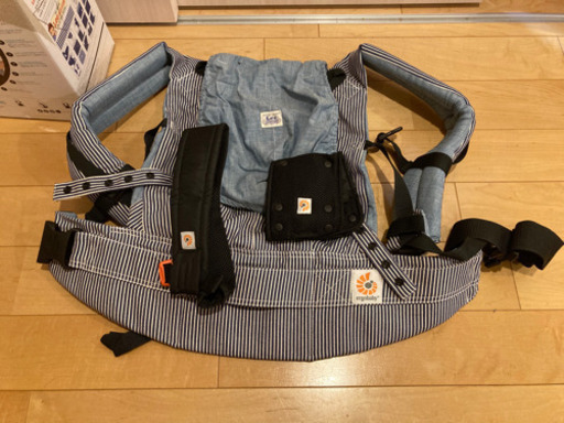 試着のみ未使用エルゴベビー抱っこひもＬee