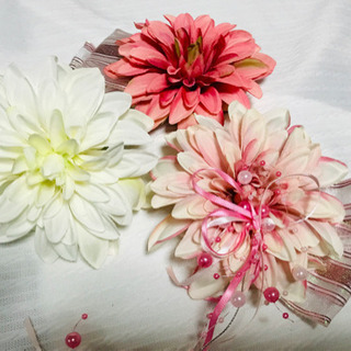 【取り引き中❗】髪飾り(成人式など)ハンドメイドの画像