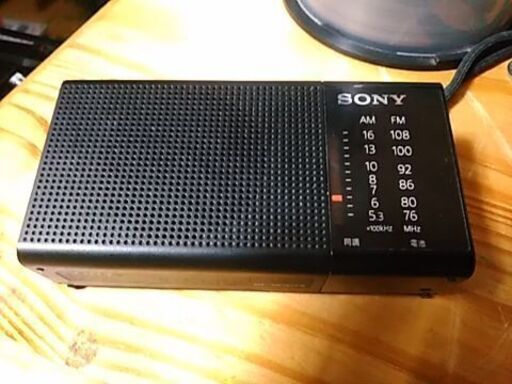 ソニー ハンディーポータブルラジオ ICF-P36