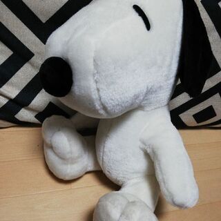 🎶【特大超ビッグスヌーピーのぬいぐるみ】🧸✨BIGで可愛いです🎶の画像