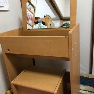鏡台