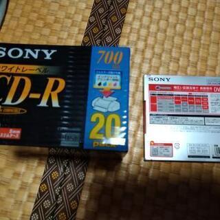 データ用ＣＤ−R 20枚パック　SONY　20CDQ80DPWと録画用DVD-R  dmr12hpの画像