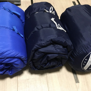 シュラフ3つ