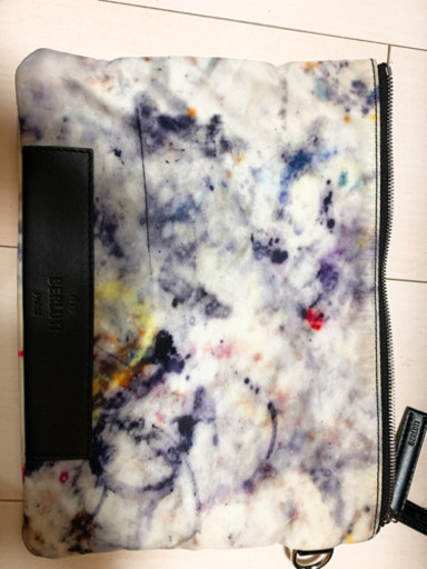 ベルルッティ　クラッチバッグ　白