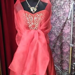 ★SALE★☆USED☆　レッドラメ・パーティードレス