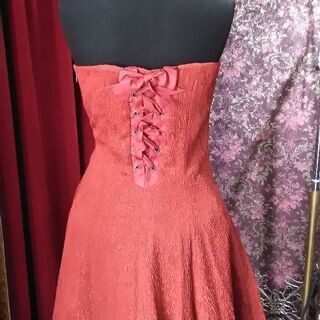 ★SALE★☆USED☆　レッドラメ・パーティードレスの画像