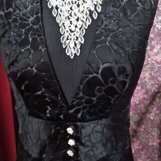 ★SALE★☆USED☆　ブラック×フラワー・パーティードレスの画像