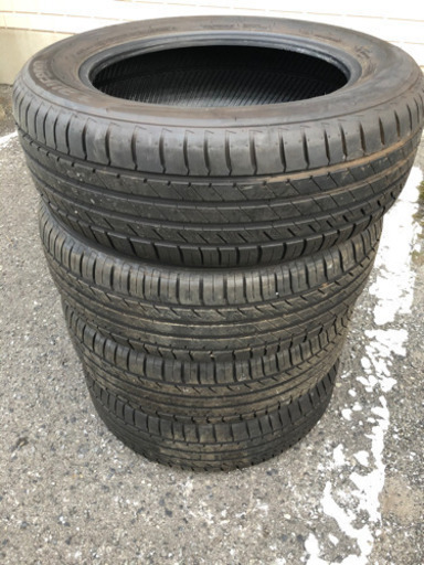 215/60R17 バリ山 4本セット Laufenn 2019年製