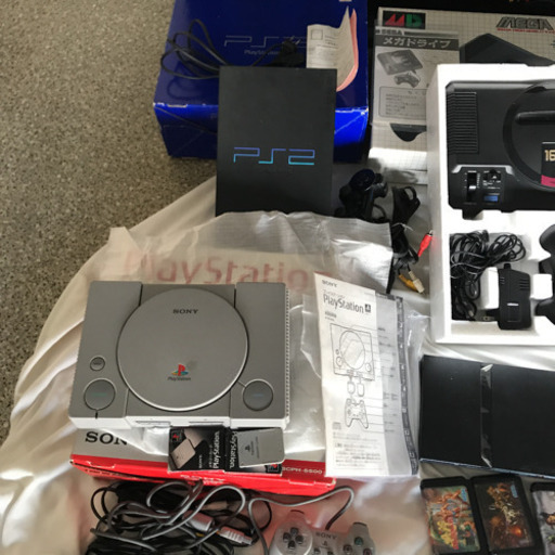 写真に写ってる物全てまとめて　テレビ、ゲーム、いろいろ