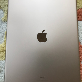 《取引終了》第二世代 iPad Pro 12.9インチ Wi-Fi 64GB Aクラス(美品)+ipadペンシル+替え芯+Bluetoothキーボード+Bluetoothイヤホン付き(新品)+ Lightning Digital AVアダプタ(HDMI)+他おまけ 外箱付属品の画像