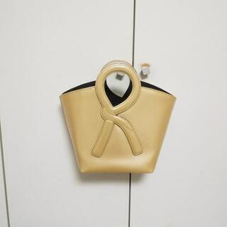 ロベルタ ミニバッグ シャンパンベージュ  