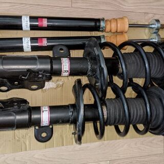レクサスCT200H純正サスペンション