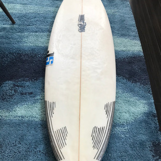 値下げしました　js サーフボード　ghetto cat 5.7フィート　28L 初心者から上級者までの画像