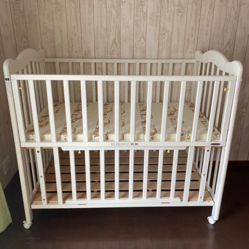 出産準備　ホワイト　ベビーベッド　ベビー布団　一式セット　西川布団　大和屋