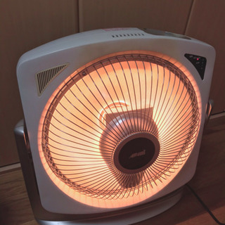 🦢🤍【本日16時まで】Amami 電気ストーブ