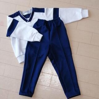 子ども用長袖の体操服