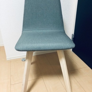 北欧風チェアの画像