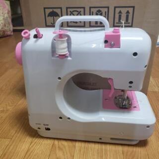 電動ミシン家庭用ミシンコンパクトの画像
