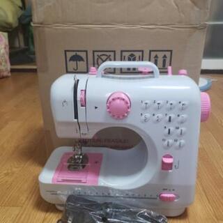 電動ミシン家庭用ミシンコンパクトの画像