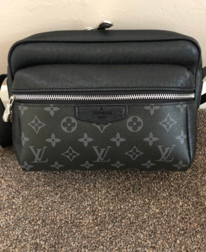 ショルダーバッグ Louis Vuitton