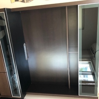 テレビ台　5000円で譲ります。