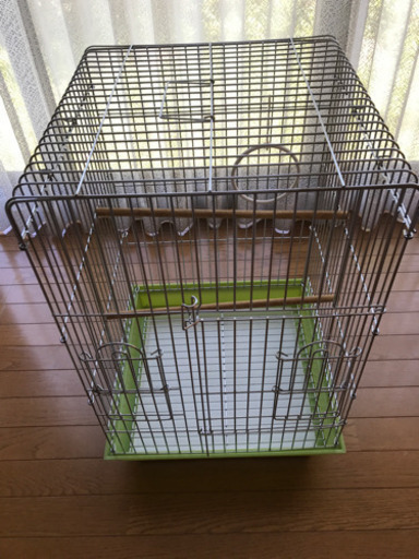 大きな鳥籠