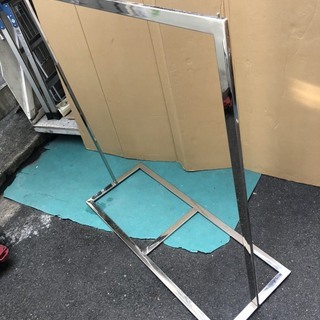 ☆中古 激安！！ ハンガーラック　アパレル　物干し竿　洗濯用品　物干し台　DH008　￥2500の画像