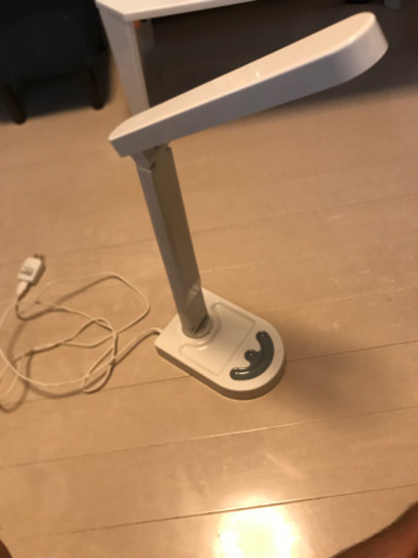デスクライト　IKEA