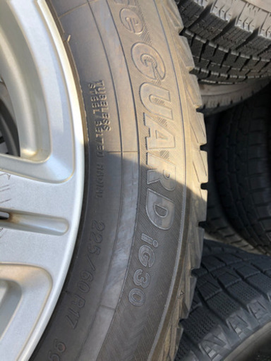 エクストレイル　スタッドレス　アルミ付き