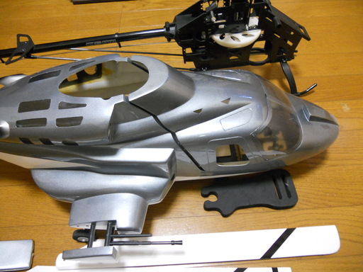 ラジコン　ヘリ　アライン　エアーウルフとHK-500　機体