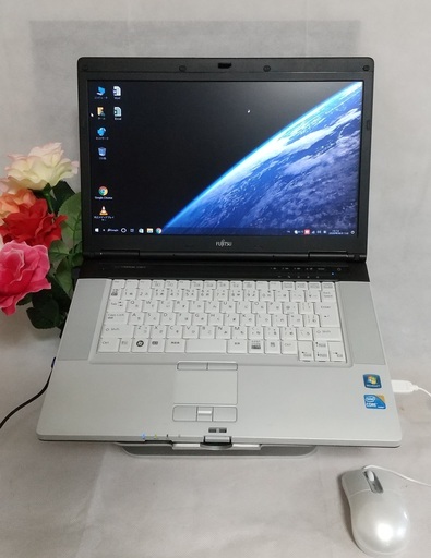 【 マイクロソフト黙認 】 Windows10にそっくりのリナックス　ノートPC　富士通　LIFEBOOK F780/ cpu i5 / SSD 120GB / メモリー８GB / １５インチ