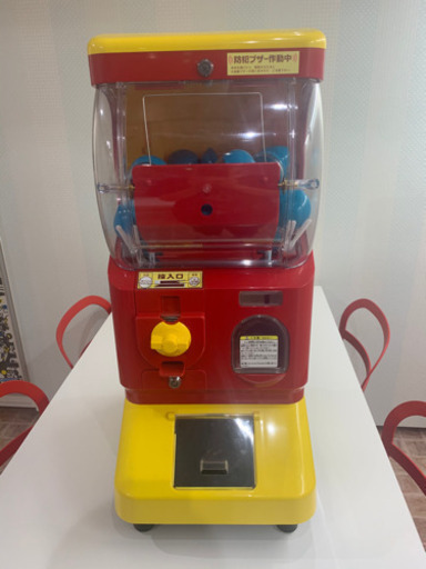 本日最終☆ガチャガチャ　機械　美品