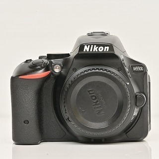 デジタル一眼レフ カメラ D5500！！128G SDカード♡18-270㎜レンズ♡ Nikon の画像