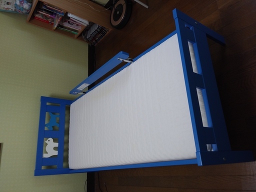 IKEA キッズ用ベッド 美品　おまけのマットレス付き