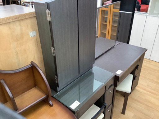 【取りに来れる方限定】ニトリのドレッサー売ります！