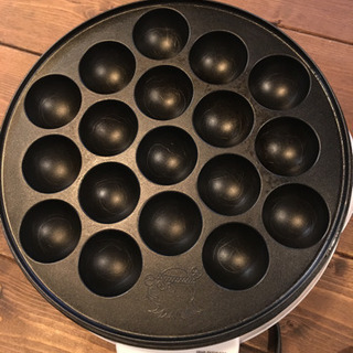 アイリスオーヤマ　たこ焼き機(ホワイト)の画像