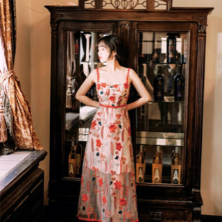 刺繍ロングワンピースの画像