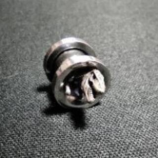ピアス 0G（8mm） 恐竜トンネルの画像