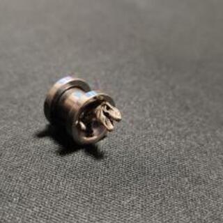 ピアス 0G（8mm） 恐竜トンネル
