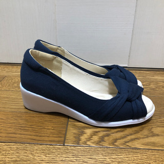 軽くて履きやすい靴Mサイズの画像