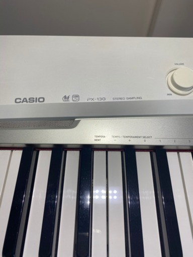 カシオ電子ピアノ　PX-130WE
