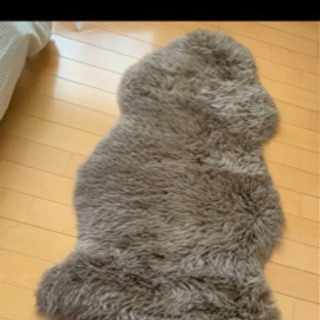 イケア　ムートンラグ　スコールド