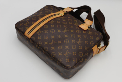 《LOUIS VUITTON/モノグラム サック ボスフォール》ABランク 美品