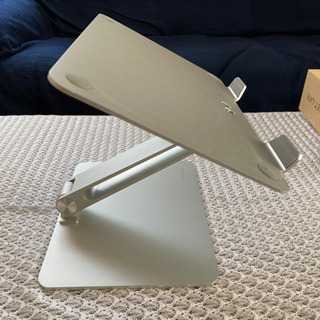 ノートパソコンスタンド　PCスタンド　折りたたみ式　SweetLF