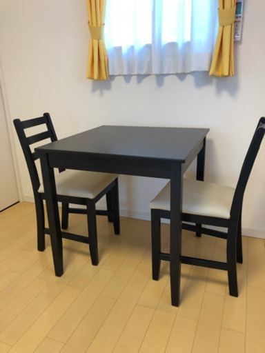 IKEA  レールハムン　テーブル&チェア2脚