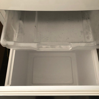 Hisenseの一人暮らし用冷蔵庫の画像